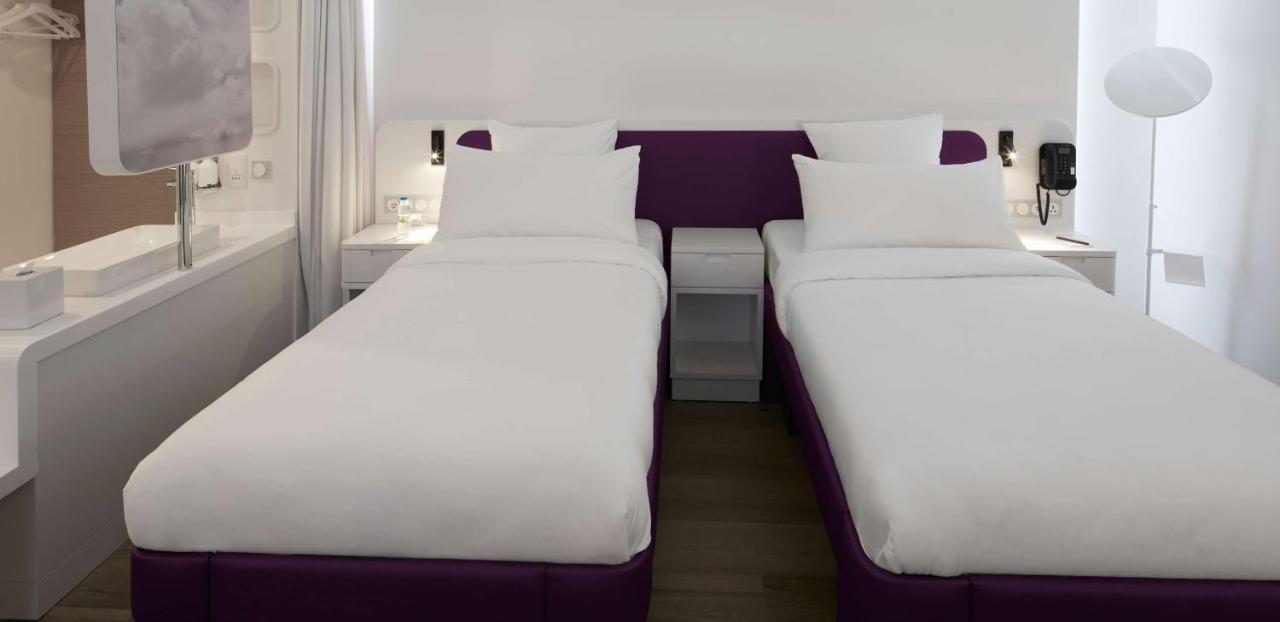 Hotel Yotel Airport, Entrance Stambuł